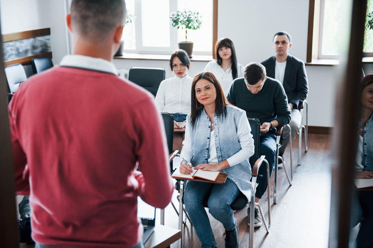 Maßgeschneiderte Programme, die an die Besonderheiten Ihres Unternehmens angepasst sind